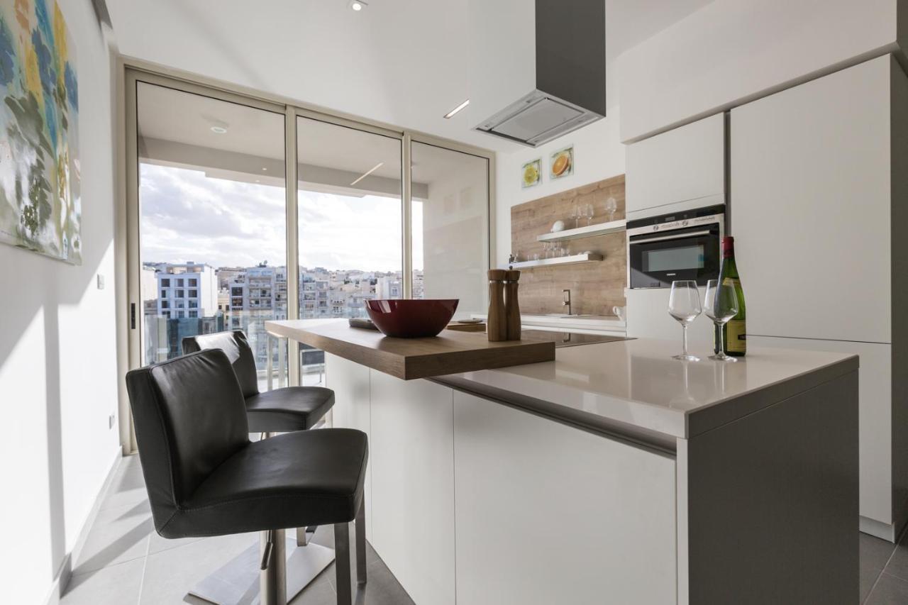 Splendid Seaside Retreat On Spinola Bay Apartment Saint Julian's Exterior photo